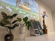 アネラフィット(ANELA Fit)/日替わりで映画を上映♪