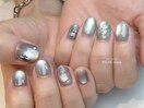 グリーン×グレーマグの氷ネイル