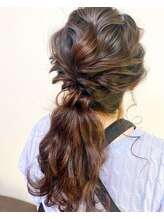 フェリチータ(Felic’ita)/ヘアセット☆ポニーテール