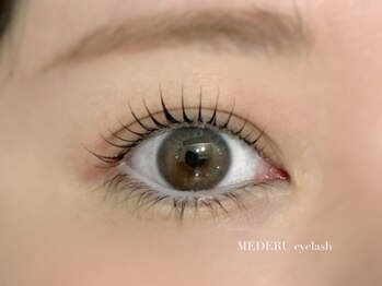 メデル 表参道(MEDERU)の写真/最新パーマ《マイラミネーション》ワンランク上のまつパで自まつ毛本来の美しさを取り戻す！艶美まつ毛へ♪