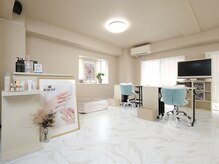 ジュリエット バイ モンネイル(Juliet by MONNAIL)の雰囲気（落ち着いた雰囲気の店内でゆったり施術♪お子様連れも◎）
