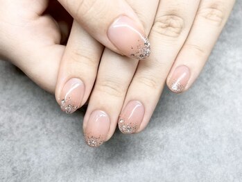 クラル 平塚店(CURAR)の写真/【大人上品】手が綺麗に見えるシンプルネイル★オフィスにもぴったりな上品さが魅力◎20種から選択OK♪