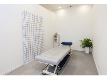 アイユーサロン(愛YOUsalon)/個室で落ち着いた施術ルーム
