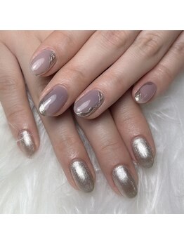 モモ(Momo)/大人シンプルニュアンスネイル