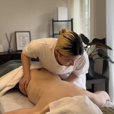 サロンウム(Salon umu)