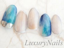 ラグジュアリーネイルズ タカダノババ(Luxury Nails Takadanobaba)/深いあお*囲みミラー