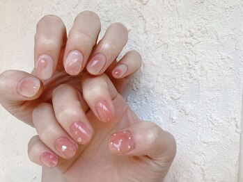 コーシェリ(koselig)/桃ネイル