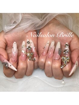 エスフィーネイルサロン ブリーユ(Esfy nailsalon Brille)/ブランドネイル