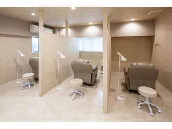 ヌン ブロウ 茅ヶ崎店(NUN BROWS)/店内の雰囲気/3