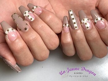 アン ジョーヌドラゴ/【ロングネイル】大人カラー