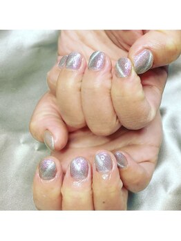 ヒトミネイルズ(Hitomi Nails)/