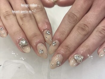 シエル(Ciel)/キラキラハートネイル