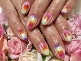 4 カラフルネイル