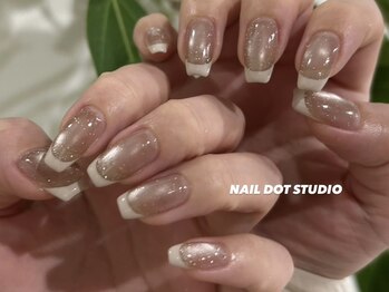 ネイルドットスタジオ 堺筋本町(NAIL DOT STUDIO)/マグネットフレンチ