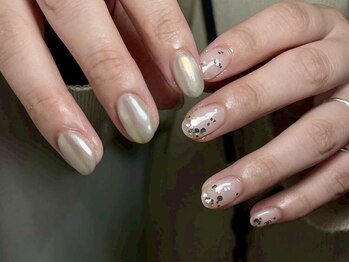 ネイル ヨック(nail Yok)の写真/お仕事帰りやお仕事前に通えるネイルサロン★特別な時間で美しいネイルを楽しみ毎日をもっと素敵に彩れる♪