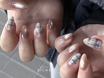 チェックネイル