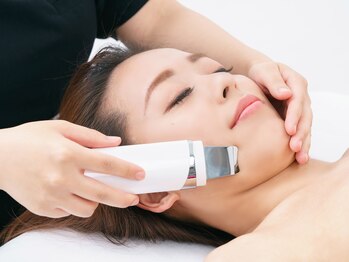 ビューティーフェイス リータ伊丹店/【毛穴の悩みに】超音波毛穴洗浄