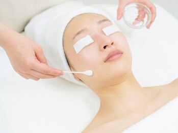 グレイス 高槻店(GRACE)の写真/皮膚科学をリードする研究機関が開発したスキンケアブランド、内側から輝くうる艶発光肌をご体現します☆