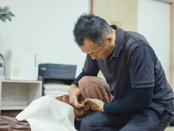 らくらく接骨院 らくらくウェルネス/肩甲骨はがし