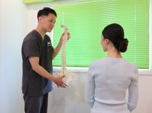 本木カイロの雰囲気（トレーナーと整体師の経験を活かし、再発予防セルフケアも◎）