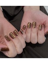 リリ(Rili)/jr担当でマグネットネイル