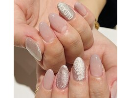 イニシャルネイル