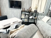 ヴィーナ クロウ(Vena claw)の雰囲気（1対1のアットホームサロンです。テレビも自由にご視聴頂けます♪）