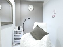 アールプラス 新宿(ar+)の雰囲気（完全個室でリラックス空間♪ ［新宿/眉毛サロン/アイブロウ]）