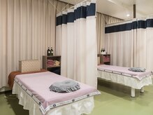 ゆったり落ち着ける店内でお待ちしております♪