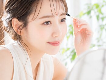 toiro eyesalon【トイロアイサロン】【6/12 NEW OPEN（予定）】の写真/【脱・自己流】プロが提案する「パーソナルデザイン眉ワックス」で毎朝のメイクが驚くほど楽になります♪