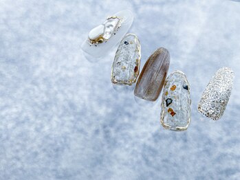 ネイル アウラ(Nail a.ula)/2020/8.9月 大理石 シェルミラー