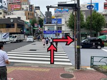 エーツー ジュエル(AA JEWEL)/坂を下った先の信号を渡り右折