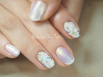 タイニーツリー(Tiny Tree)/79 ボタニカルフラワーネイル