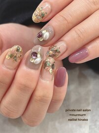 ビジューネイル