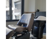 ヘアーアンドメイク アース 志木店(HAIR&MAKE EARTH)の雰囲気（完全個室による落ち着いた空間）