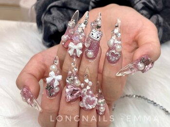 ロングネイルズ エマ(LongNails-Emma)/チップ持ち込みゴージャス