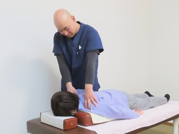 かみしな接骨院の写真/上田市で肩こり・姿勢のお悩みに。一人ひとりに合わせた丁寧な施術