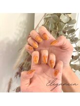 エレガンシア(Elegancia)/nuance nail