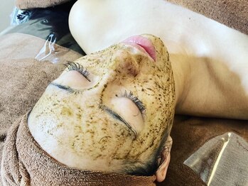ツルル 岡崎店(TSURURU)の写真/【人気NO.１メニュー☆】ハーブピーリングでお肌悩みを改善◇お得なコースクーポンあり◎