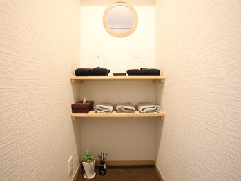 京都中丸整体カイロプラクティック/《お着替えスペース》