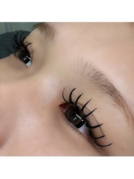 クイーンズ(Queens)/フラットラッシュつけ放題