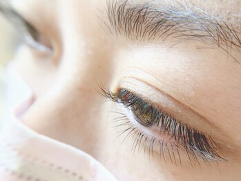 アイラッシュサロン マカナニ(Makanani)/上下セットで★