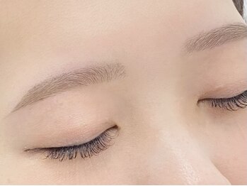 イオナ(IONA)の写真/《黄金比で作るアイブロウ》お顔が最も映えるように、あなたに一番似合う眉毛をご提案します☆