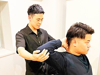 マチトレ整体院 市ヶ谷店の写真/【ガチガチの首肩こり・腰痛改善に◎】男性にも人気の本格もみほぐし整体で、溜まった疲労も芯からケア♪