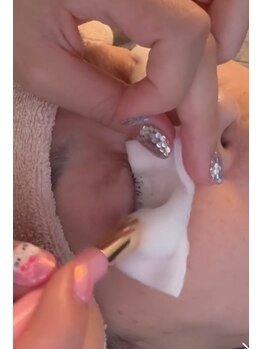 カルム 妙蓮寺(CALME)の写真/まつげメニューをご利用の方へ嬉しい特典◎今だけまつげシャンプー（通常1000円）無料！花粉対策にも♪