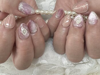 ハニービービー(Honey Bee Bee)/ピンク韓国ネイル