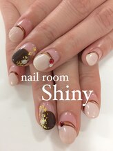 ネイルルーム シャイニー ひたち野うしく店(Shiny)/ゴールドコース