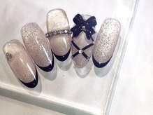 ドナ シェリダ(Dona Cherida)/上品可愛いを叶える定額ネイル