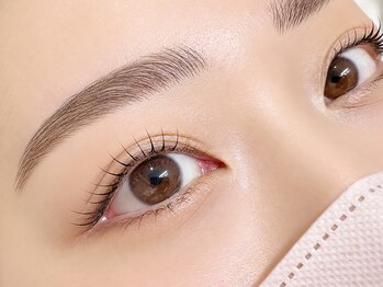 マツエクサロン ディープ(DEEP)の写真/【美眉スタイリング】第一印象を決める眉毛&目元をプロにお任せ♪自己流メイクはもう卒業！理想の美眉に☆