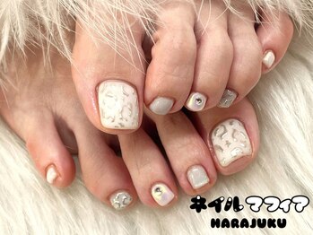 ネイルマフィア 原宿(NAIL MAFIA)の写真/これからサンダルの季節♪足元のお手入れはお済みですか？フットネイルでつま先まで隙なし可愛い♪